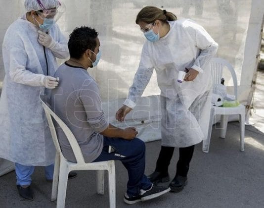 Reportaron 4.450 nuevos contagios de coronavirus en la Argentina.