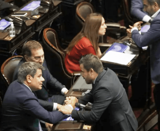 Con apoyo opositor y fractura oficialista, Diputados aprobó el acuerdo con el FMI