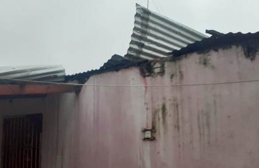 BUENA VISTA: Violento temporal de viento y lluvia afectó sectores de la localidad.