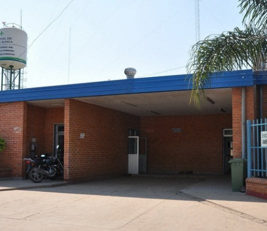 LAGUNA BLANCA: Vuelco de una camioneta dejó a sus ocupantes con lesiones leves.