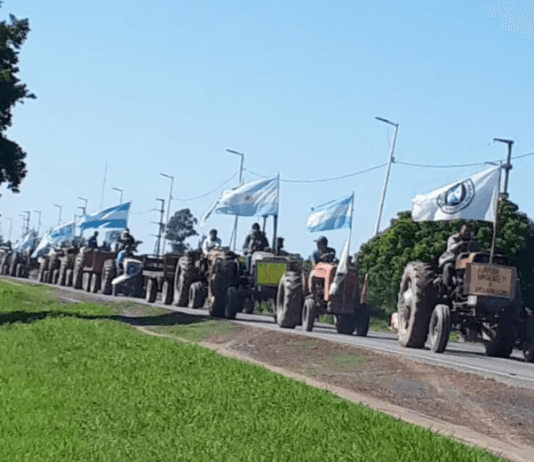 TRACTORAZO: En Formosa reclamaron una ayuda de Gildo Insfrán.