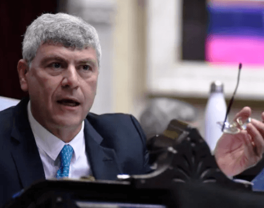 BURYAILE y CARBAJAL presentan proyecto para que la AFIP prorrogue el alivio fiscal y suspenda embargos.