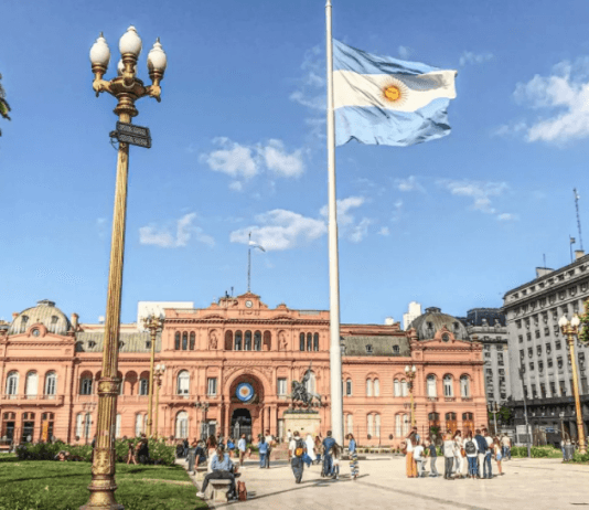 Con marchas y actos en todo el país, se conmemora un nuevo aniversario del golpe de Estado de 1976