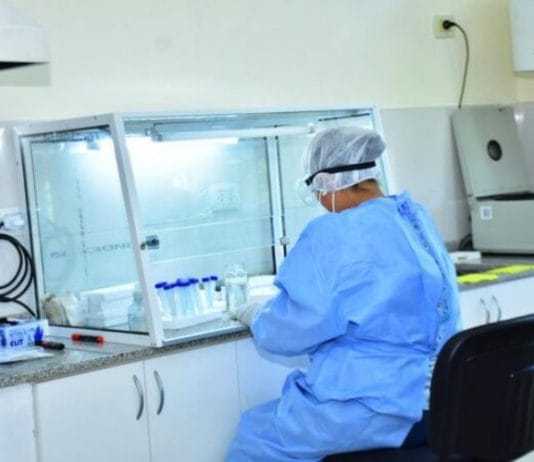 Se detectaron 64 nuevos casos de COVID 19 este jueves
