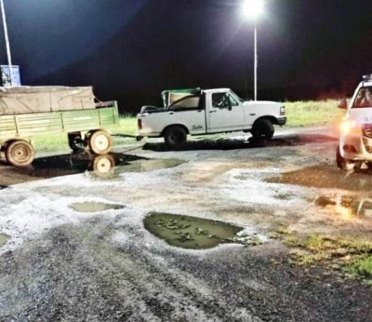 CAÑADA 12: Secuestran acoplados con unos 6.000 litros de combustible transportados en forma irregular
