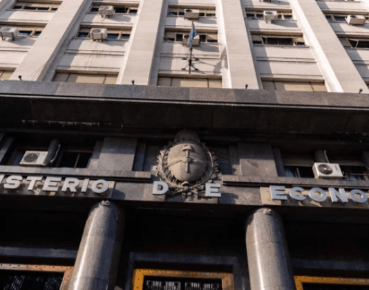 RÉCORD HISTÓRICO: La deuda pública aumentó en marzo en USD 9.717 millones y llegó a USD 376.287 millones