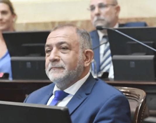 El senador Luis Juez denunció penalmente a Cristina Kirchner.