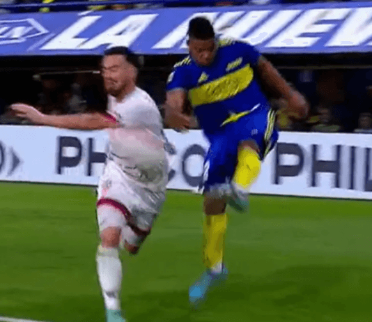 EMPATE: ¿Fue penal? La polémica jugada contra Lanús en la que todo Boca le reclamó al VAR.