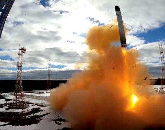 Nueva amenaza de Rusia a la OTAN: “El peligro de una guerra nuclear es real”.