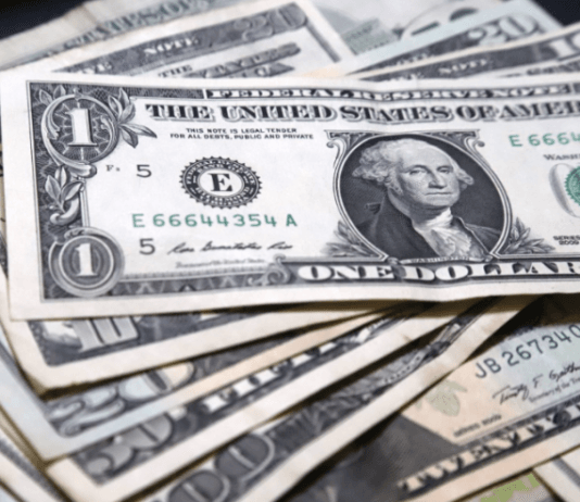 El dólar blue registró la mayor alza desde enero y cerró en $ 198