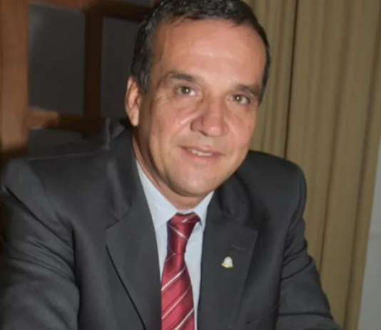 El diputado Zárate presentó un proyecto para igualar los sueldos municipales con los provinciales.