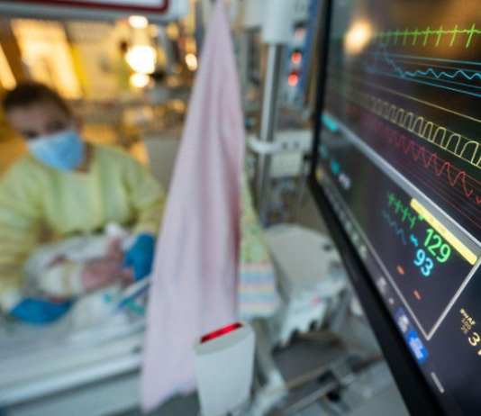 ALERTA: Ya son cerca de 230 los casos de misteriosa hepatitis infantil y siguen sin poder explicar su origen.