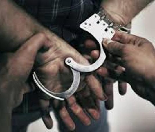 EL ESPINILLO: Detenido con pedido de captura.