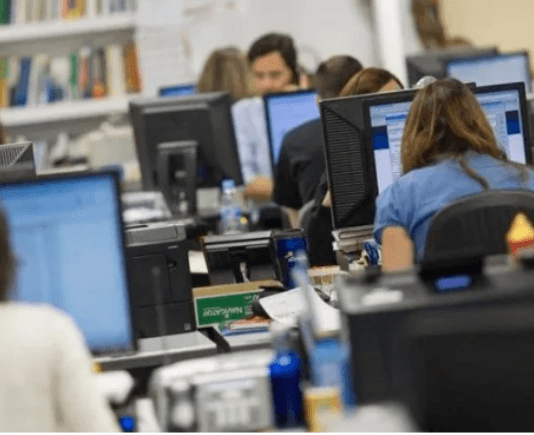 Trabajadores de la administración pública retoman con la presencialidad plena