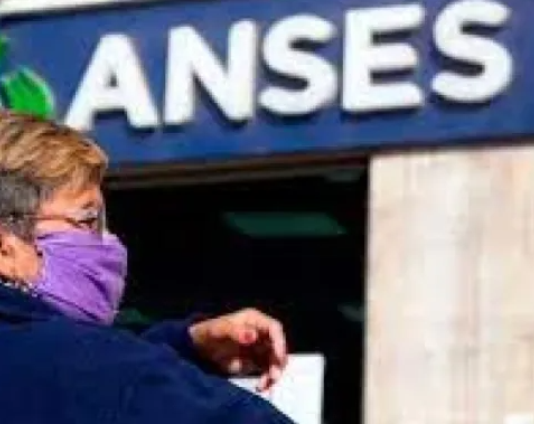 Es oficial el aumento del 15% en jubilaciones.