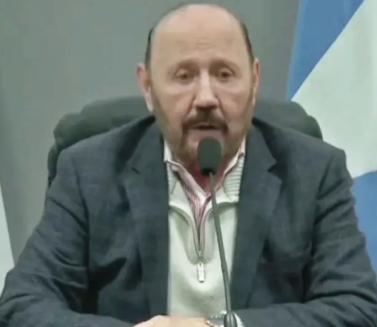 15% EN JUNIO Y 10% EN AGOSTO: Insfrán adelanta el pago del incremento salarial del 50% que anunció en marzo