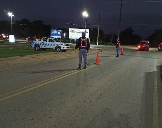 LAGUNA BLANCA: Acciones preventivas realizadas por la policía durante el fin de semana👮