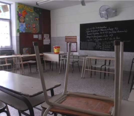 Cientos de escuelas bonaerenses están sin clases por la falta de gas
