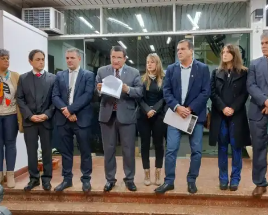 Diputados de la oposición pidieron la renuncia del ministro González y de la cúpula policial