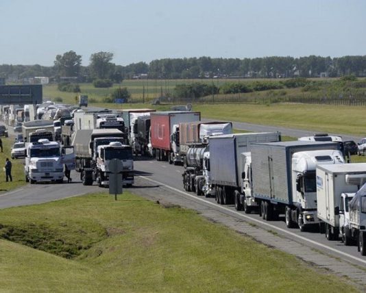 Productores, entidades y cámaras llaman a una protesta nacional por la falta de gasoil