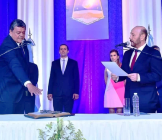 CAMBIOS EN EL GOBIERNO: Deja de ser ministro de la Producción, Raúl Quintana