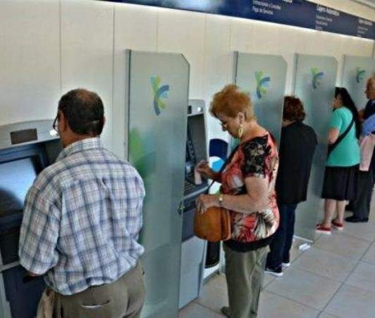 Sueldos de junio, SAC y aumento del 15 por ciento se pagarán desde este lunes