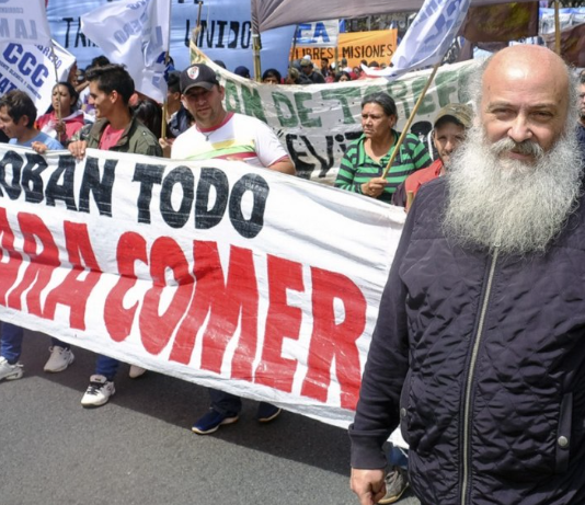 Pérsico abre una grieta en los movimientos sociales: «No es el momento de discutir el Salario Universal»