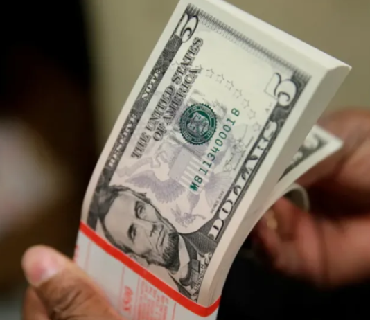 El dólar libre no para de subir: cerró a $289 después de las nuevas medidas del Gobierno