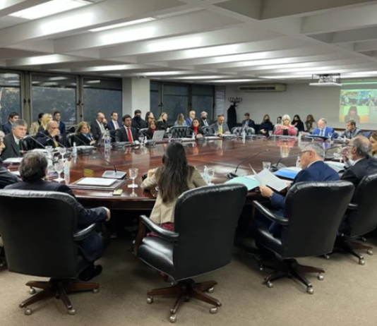 Abrieron 33 sobres con las declaraciones juradas de jueces y funcionarios en una oficina del Consejo de la Magistratura