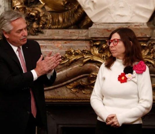 Según su última Declaración Jurada: Batakis duplicó su patrimonio en un año y ahorra en dólares.