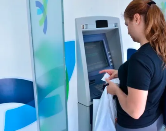 Con el personal pasivo, arranca hoy el pago de haberes a empleados estatales