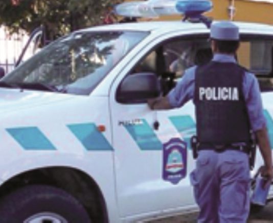 LAGUNA BLANCA: Dos jóvenes mayores de edad detenidos y un menor retenido por amenaza con el uso de arma fuego.