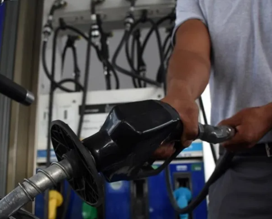 OTRO GOLPE AL BOLSILLO: Aumento de combustibles: YPF anunció una suba promedio de 7.5% en naftas y gasoil