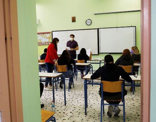 El 40% de los estudiantes que logran llegar al último año de la secundaria es pobre