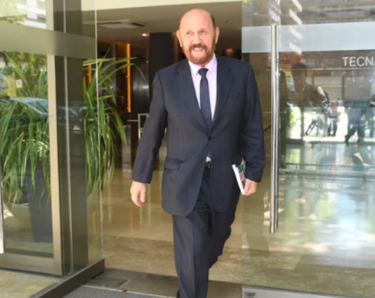 OPINIÓN: La reelección indefinida del gobernador de Formosa.