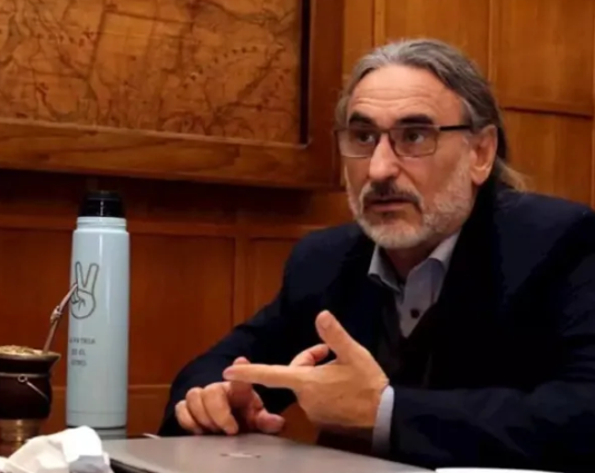 Basterra anunció que desde la otra semana comenzarán a implementarse las jornadas de una hora extra en la Primaria