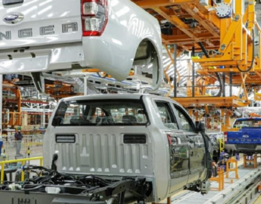 Ford paró su producción de pickups por la crisis de la industria del neumático