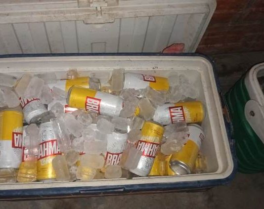 LAGUNA BLANCA: Clausuraron fiesta privada con ingreso de “helatodo” y cobro de precintos de entrada..