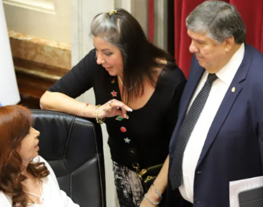 A la espera de la recuperación de José Mayans, el oficialismo pospuso para la semana que viene la sesión en el Senado