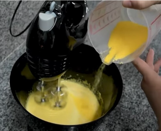 RECETAS CONTRA LA INFLACION: Merlo publicó un video donde enseña a preparar budín de polenta