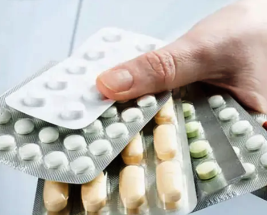 Un informe advierte que el aumento en medicamentos duplicó la inflación.