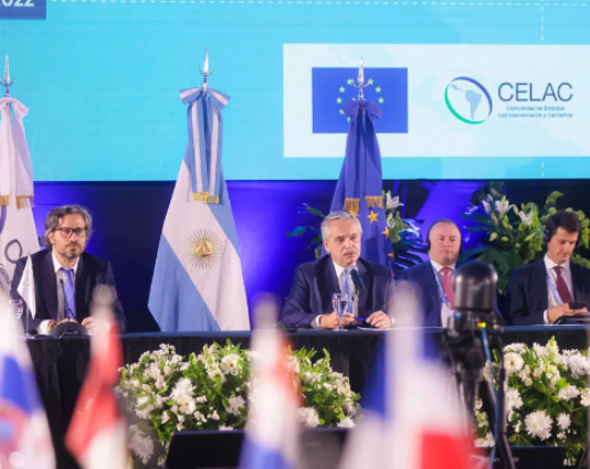 TODOS CONTRA TODOS: Alberto Fernández resistirá la embestida del kirchnerismo duro para suspender las PASO y avanzará con su reelección.