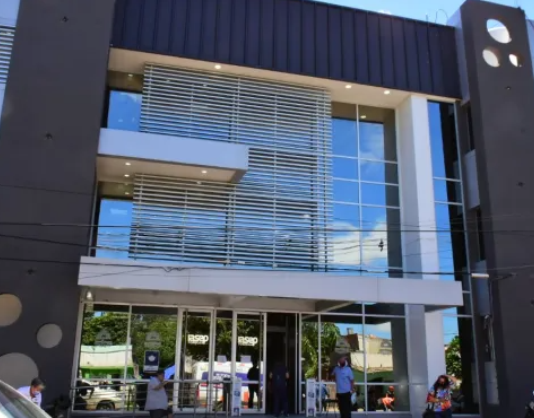 No hubo acuerdo y ACLISA suspendió las atenciones a afiliados del IASEP