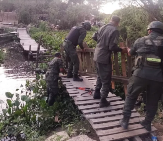 CLORINDA: Desarman nueve puentes clandestinos que unen Argentina con la República del Paraguay