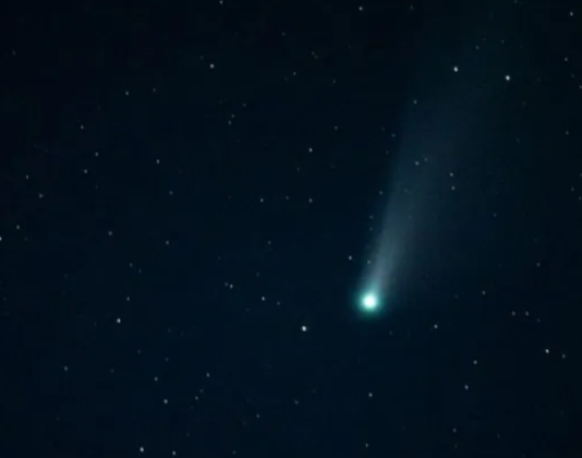 Un cometa cruzará la Tierra por primera vez en 50.000 años: dónde y cuándo verlo