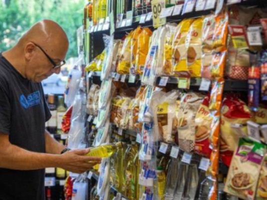La inflación fue del 5,1% en diciembre y acumuló un 94,8% en 2022
