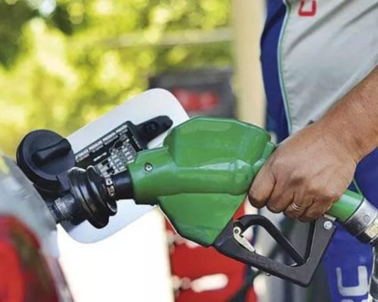 SUBAS EN COMBUSTIBLES: Shell aumentó un 4%.