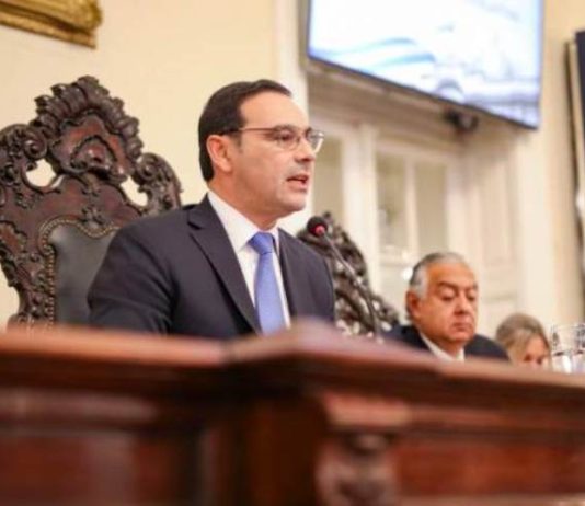 CORRIENTES: Valdés anunció aumento al básico docente del 102% acumulado para el 2023