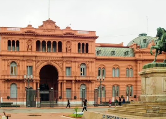 Según una encuesta, el 66% de la sociedad votará este año pensando en un cambio de gobierno