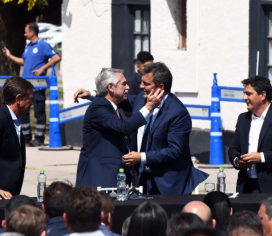 En un acto junto a Sergio Massa, Alberto Fernández reconoció: “Se viven tiempos difíciles”